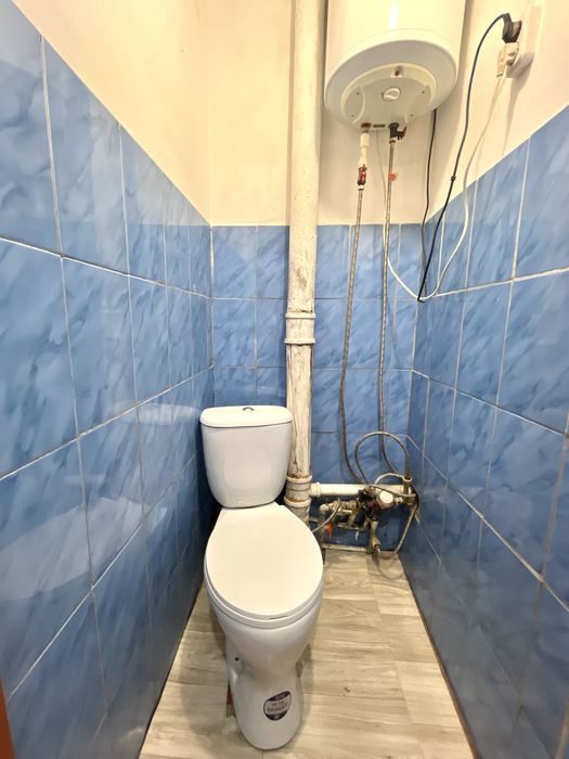 Продается 1 комн общежитие