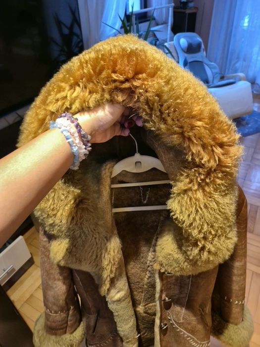 Haine din piele naturala