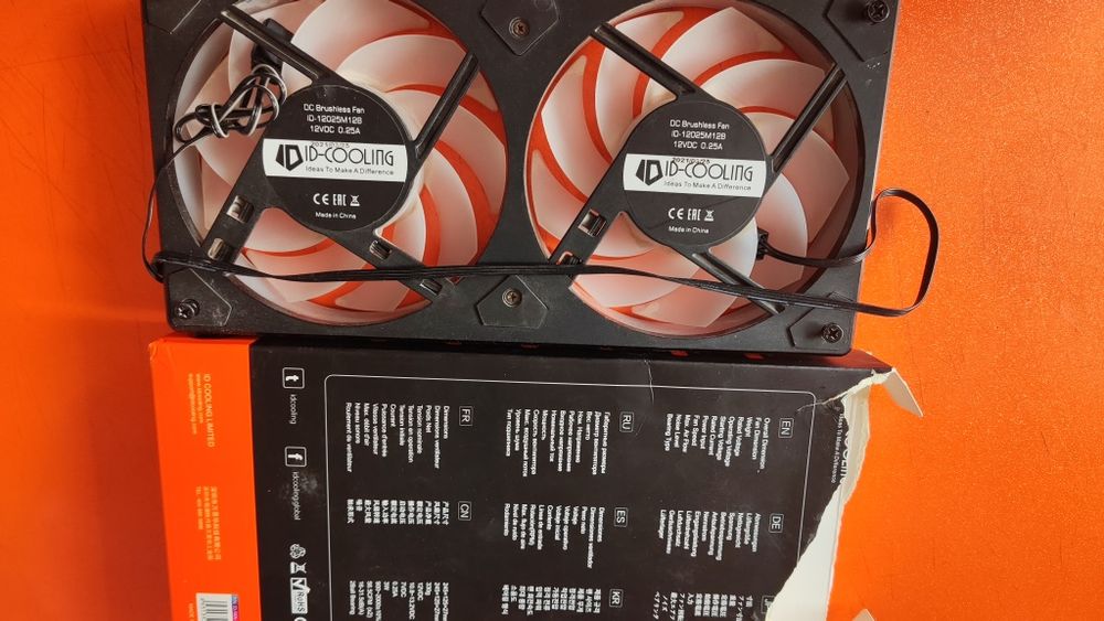 Кулер с RGB на корпус