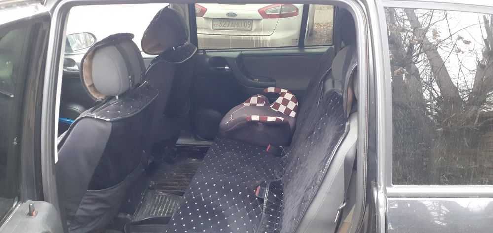 Продам Зафира А 2002г