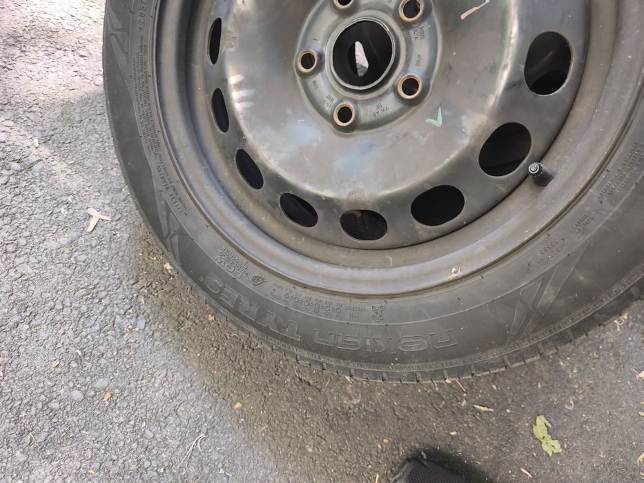 Vând jante tabla VW+anvelope 205/55R16