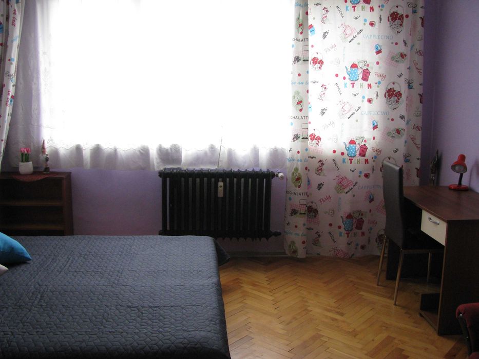 Дава се под наем Едностаен апартамент в София, Център - 66 кв.м за 568.14 € - Снимка #1