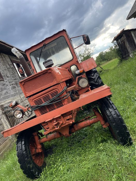 Vand tractor romanesc 650. .