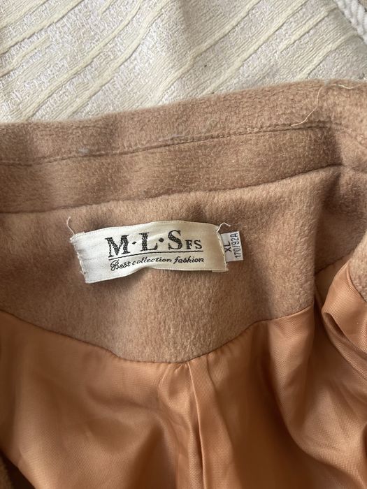 Пальто 1000тенге