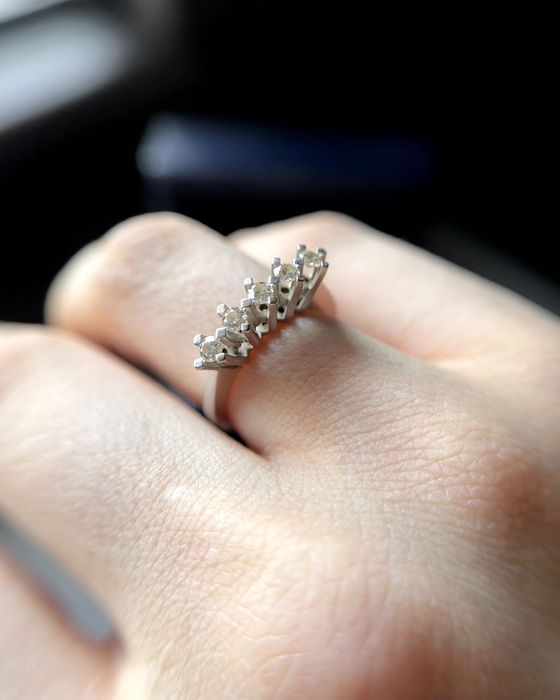 Бриллианты - лучший подарок на Новый год!