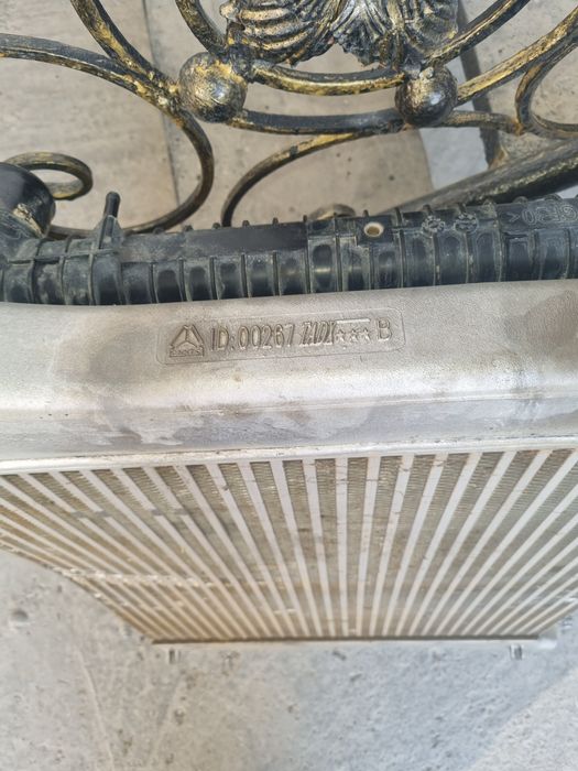 Howo dizel radiator va interkuler sotiladi