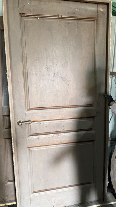 Продам двери межкомнотные