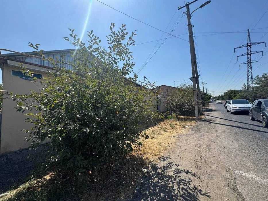 СРОЧНО !! Продается своя участок в Яшнабаде 5.74 соток под нежилой