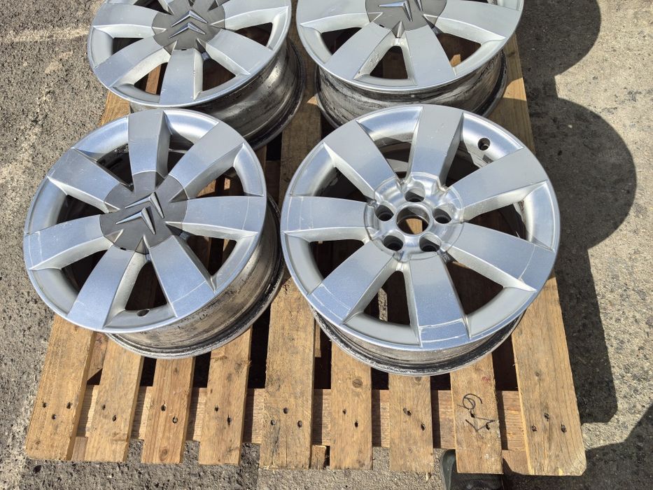 16 цола 5 х 98 мм Ситроен Ц8 / Пежо 807 / Ланча Федра и други