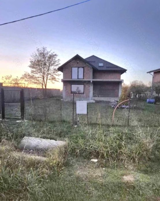 Vând vilă Varlaam Adunații Copăceni Giurgiu