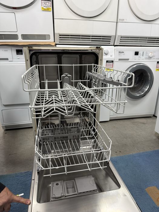 Съдомиялна машина NEFF 45/см