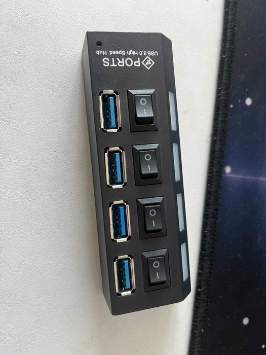 HUB USB 4 Porturi USB si Intrerupatoar