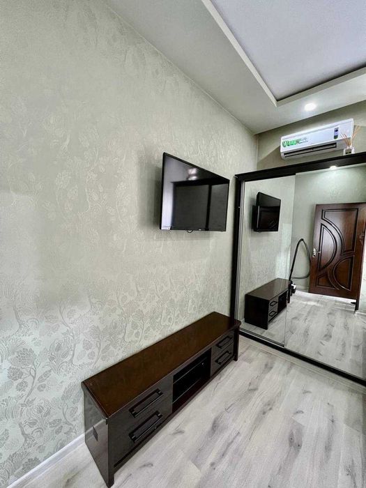 СДАЕТСЯ СЕМЬЯМ ЕВРОДВУШКА!!60м2| Лабзак  ресторан Сазанчик