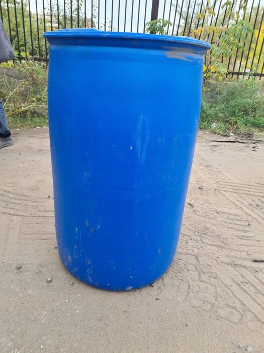 Пластмассовые бочки 220 литров