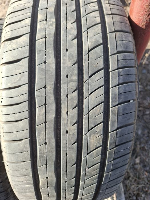 Продам шины 235/45/18 Китай