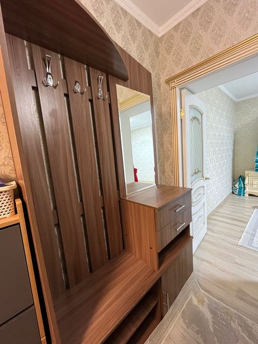 Продается шкаф для прихожей