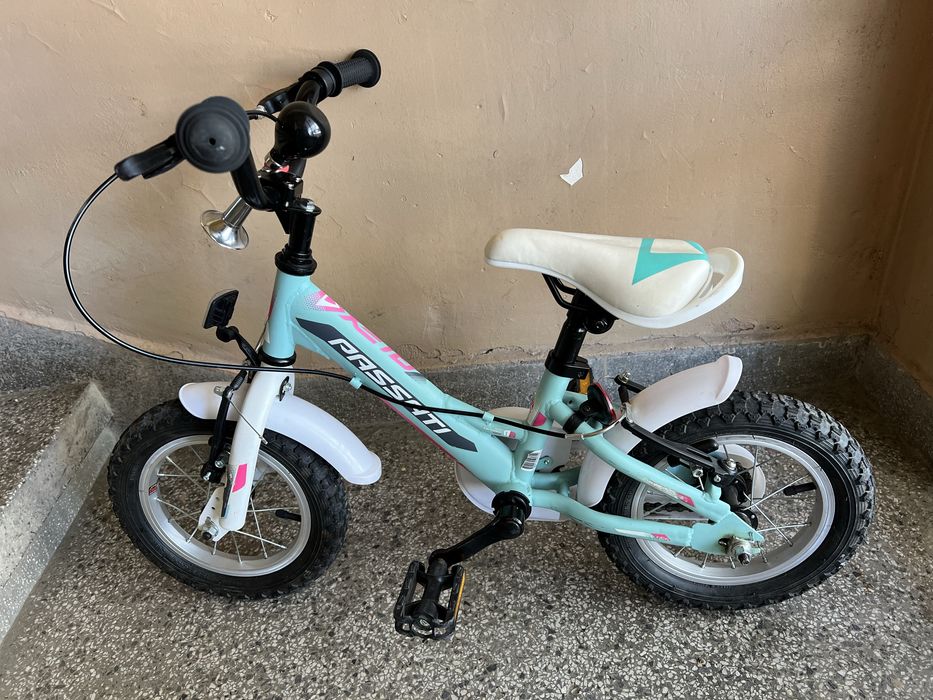 Детско колело Passati 12 / има помощни колела също