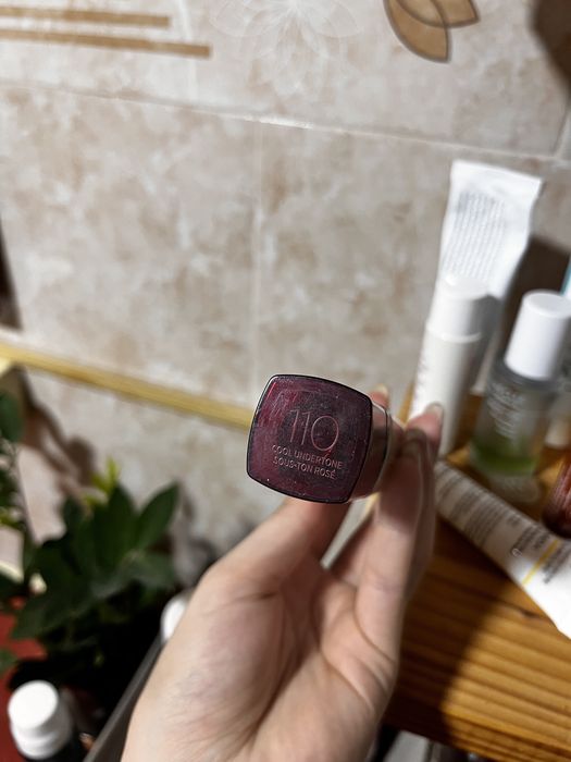 Fond de ten L’oreal Infaillible 110