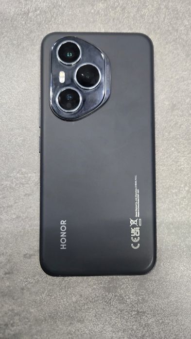 Продан телефон на гарантии