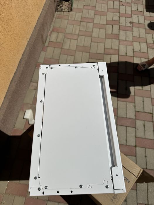 Vând centrală electrică Ferroli, putere 6 kW, alimentare pe curent electric.