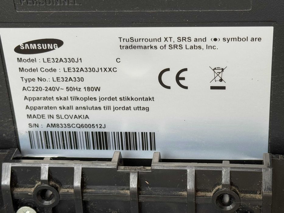 Телевизор SAMSUNG LE32A330J1 с дистанционно