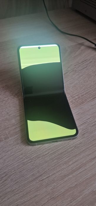 Продам Samsung z flip6