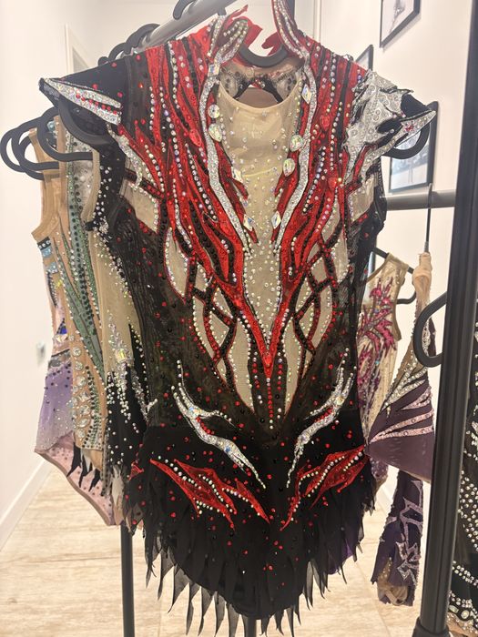 Наем трико художествена гимнастика Пловдив