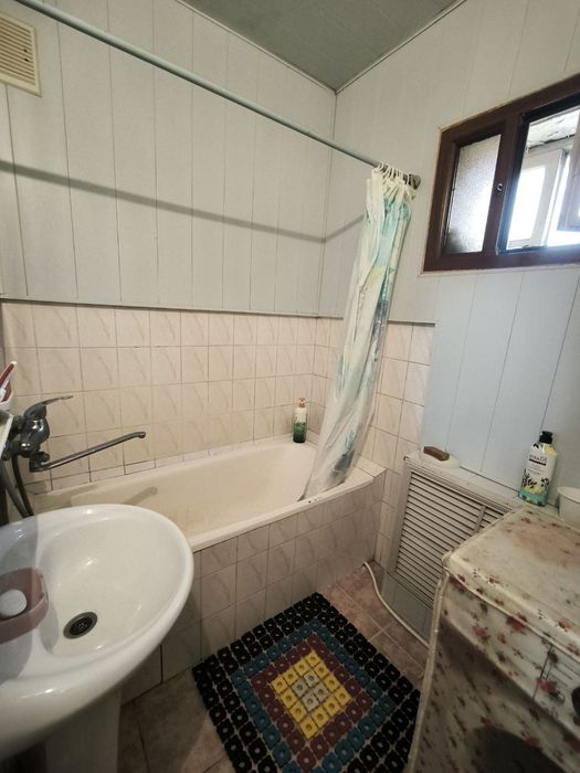 Продам дом 4 комнат 4 этаж