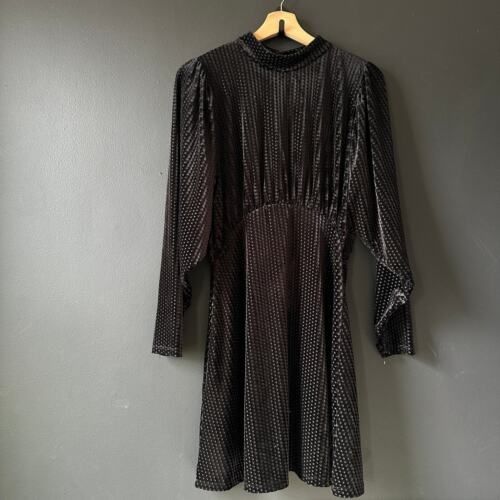 ZARA рокля кадифе р-р 36/38