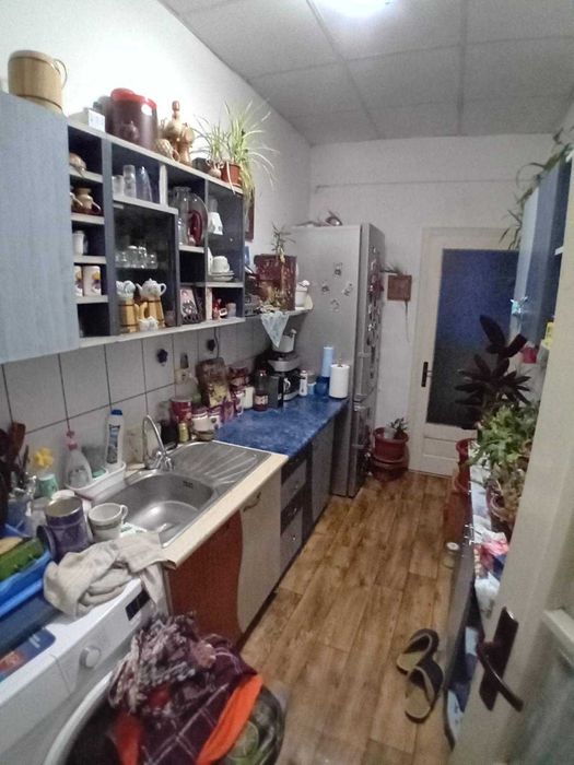 Proprietate deosebită în Vatra Dornei – Apartament 2 camere + garaje și spații multiple