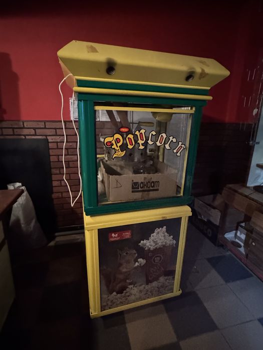 Vand aparat de popcorn