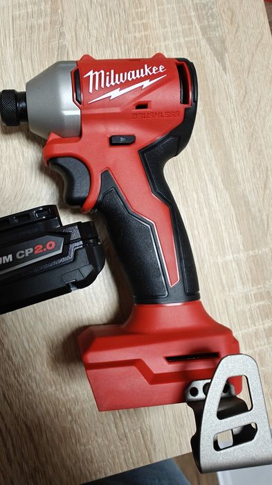 Impact sub-compact milwaukee m18