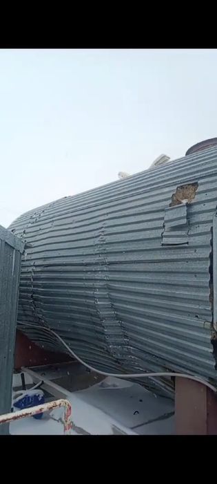 Бочка 25 кубов на стаканах