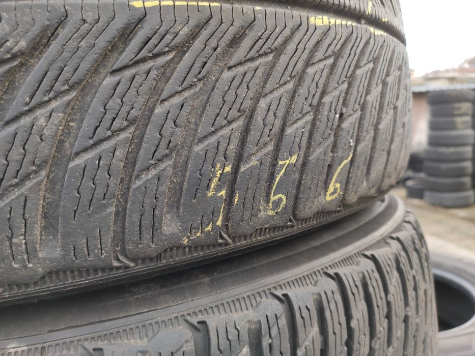 4бр Зимни гуми 235 55 17 - Michelin