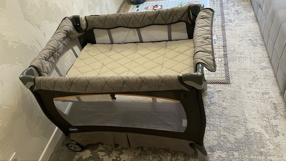 Манеж-кровать Chicco