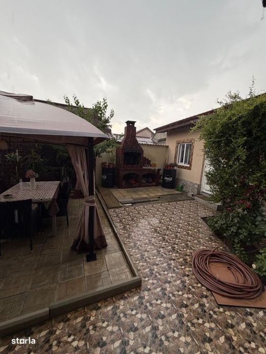Casa, 110 mp utili, teren 359 mp, zona Brestei/Raului