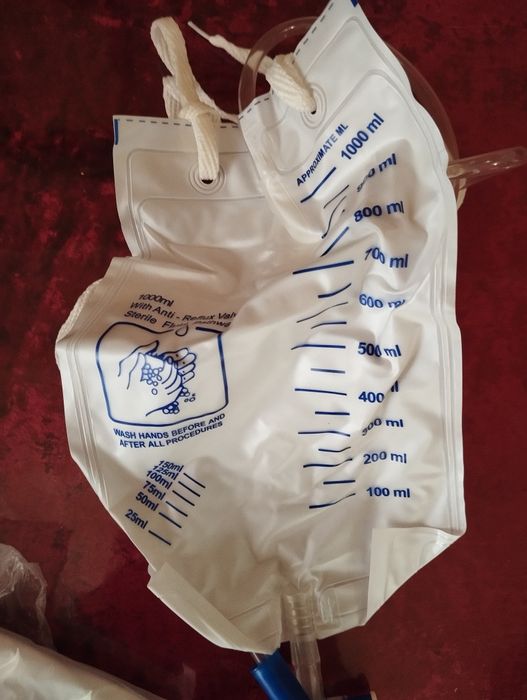 Продам мочеприемники 2000 литро и литровыевые