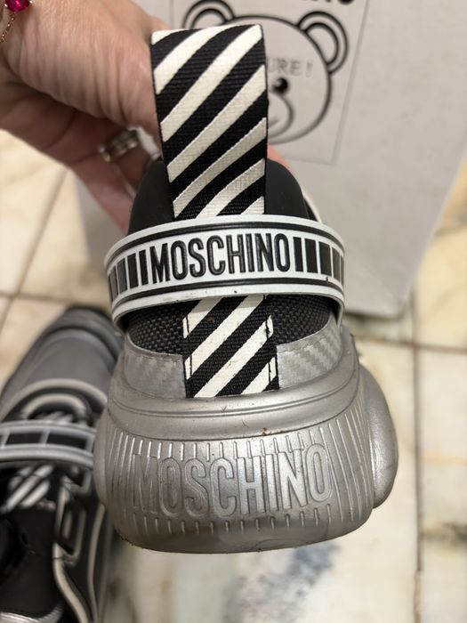 Moschino Couture,Yamamoto,Guess и Pinko
