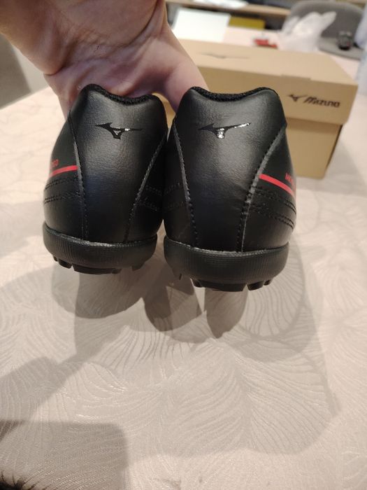 Нови детски стоножки Mizuno