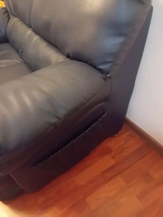 Set canapele de 2 și 3 locuri, și un fotoliu