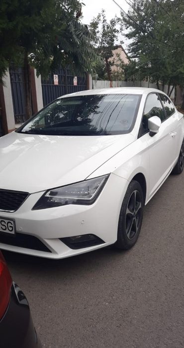 se vinde Seat Leon 5F.pachet sport  interior , exterior
