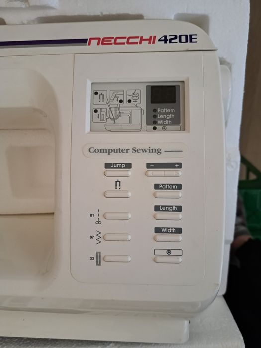 Срочно, недорого!Швейная машинка!Качество  гарантировано