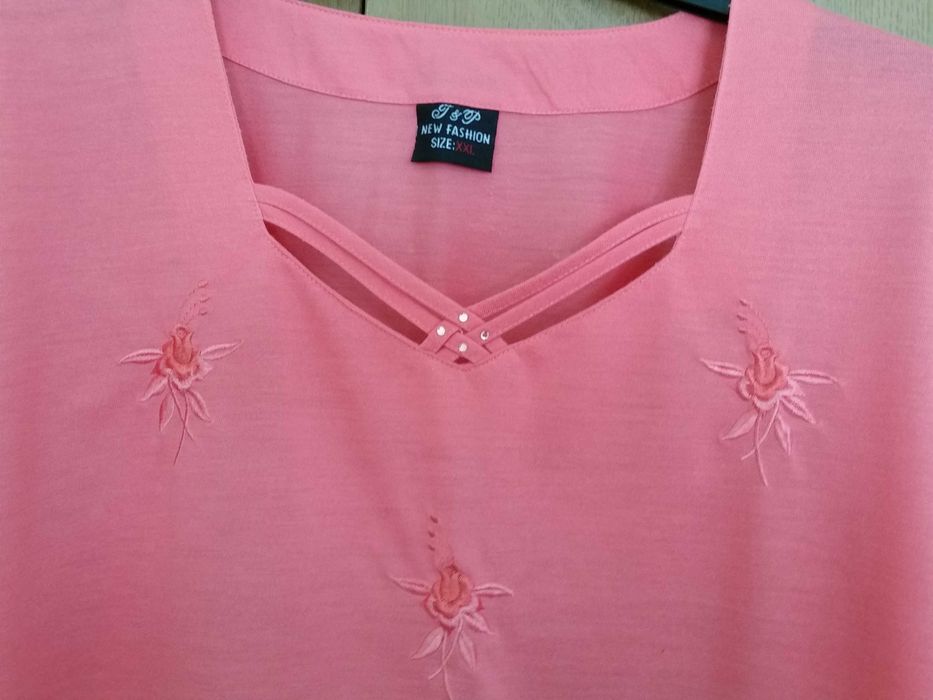 Блузи нови, свежи, красиви и парео-ххл-Намалени!