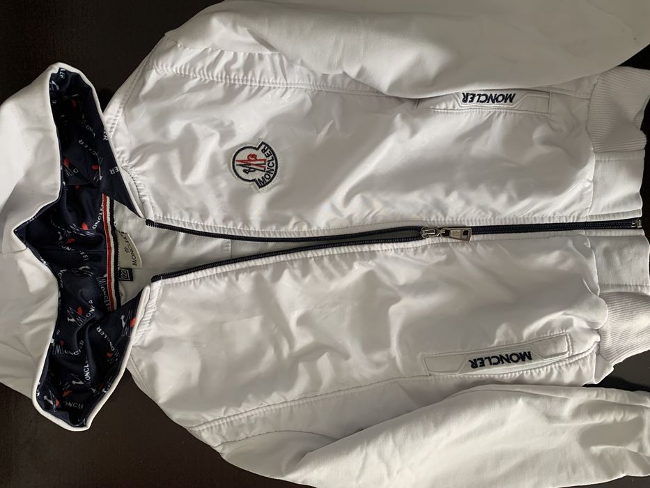 Treninguri Nike ,Adidas, bluze de trenig si geacă de vară, preturi de la 45 lei