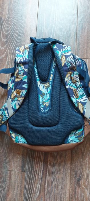 Много запазени ученически раници