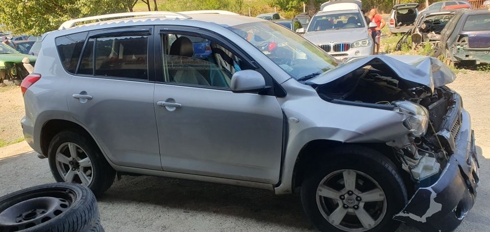 Toyota Rav4-2.2D4D на части