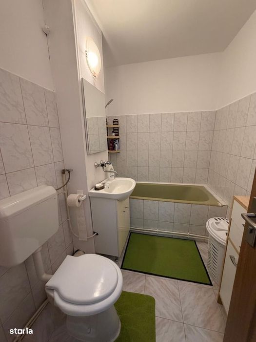 Apartament 3 camere decomandat 70 mp Crângului + Garaj
