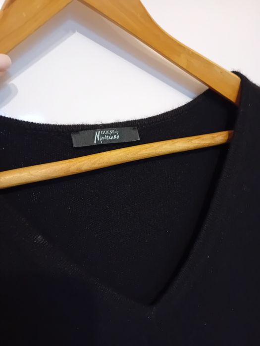 Оригинална рокля на Guess