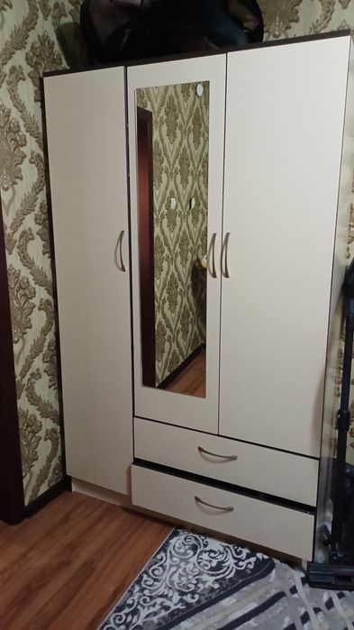 Шкаф в отличном состоянии