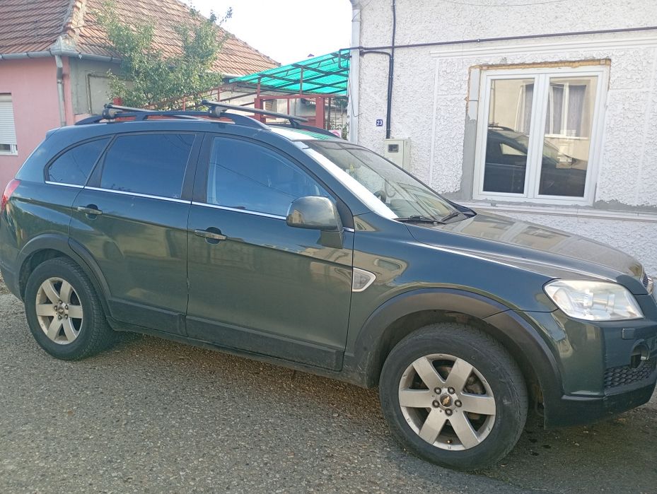 Vând Chevrolet Captiva